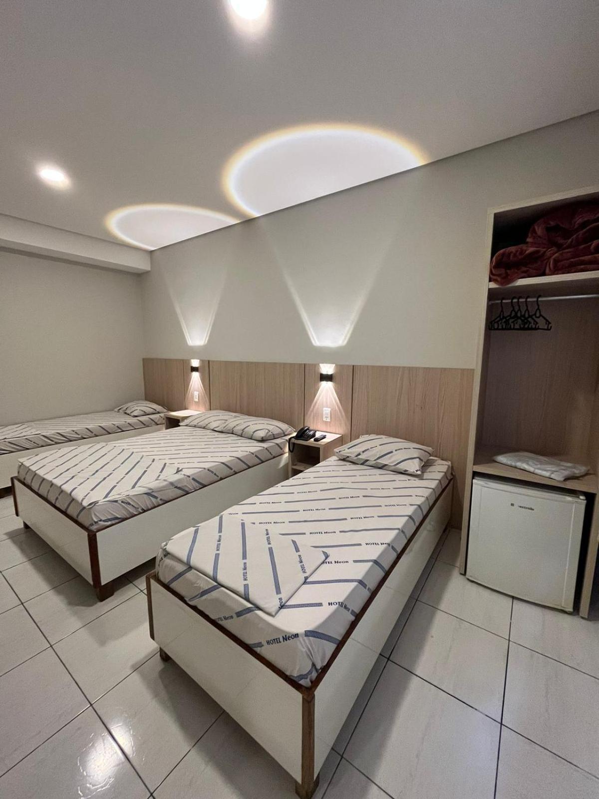 Hotel Neon - Proximo A 25 De Marco, Bom Retiro E Bras, A 2Min Do Mirante Sampa Sky E Pista De Skate Anhangabau Сан-Паулу Екстер'єр фото